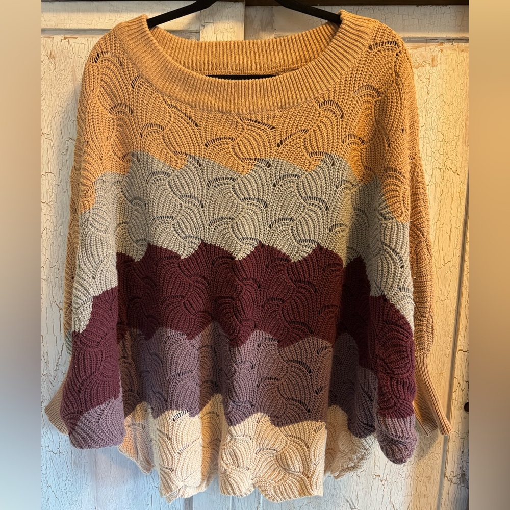 ANDREE by UNIT Scalloped Batwing Mauve Cream Peach Gray Sweater womens Medium